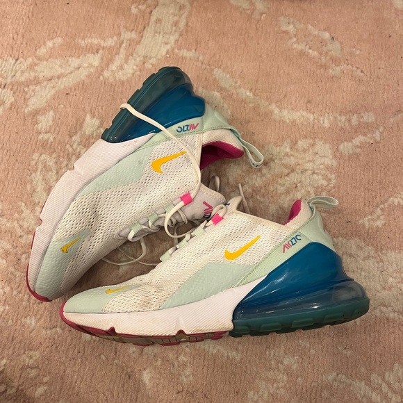 Nike Air Max 270 Pastel women’s sneakers - Picture 3 of 8